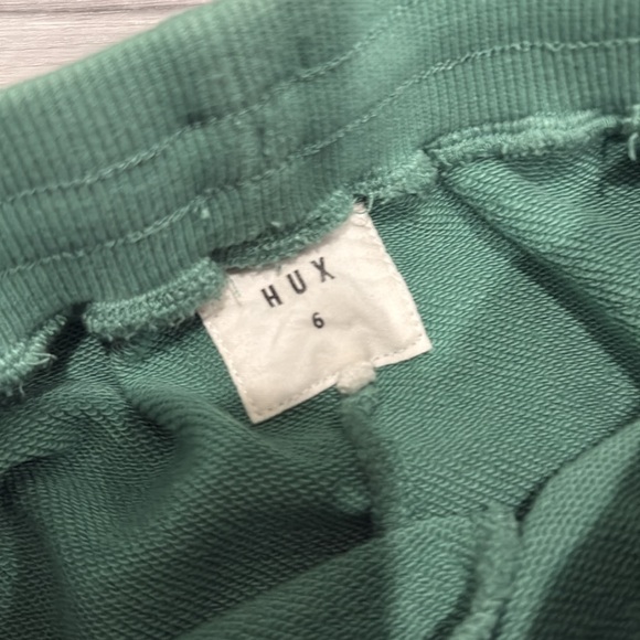 Hux Set - Picture 4 of 4